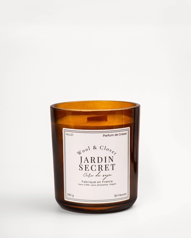 Secret Garden Candle - Fruity & Floral Scent | Wool & Clover