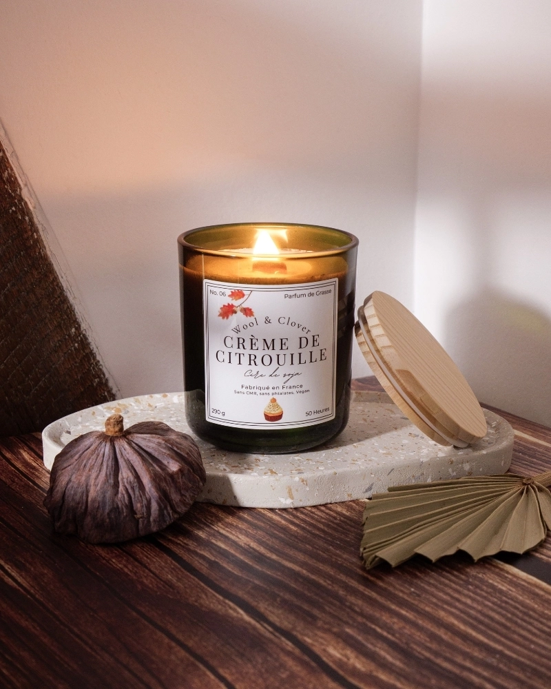 Vela Crema de Calabaza - Fragancia Otoñal Golosa | Wool & Clover